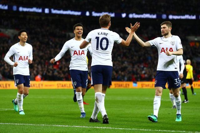 欧冠-迪亚斯戴帽萨拉赫助攻 利物浦4-0勒沃库森